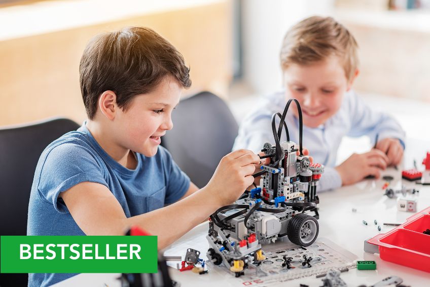 Kolonie Młodych Naukowców - dla dzieci w wieku 7-10 lat, w programie budowa robotów lego, programowanie gier i warsztaty chemiczne